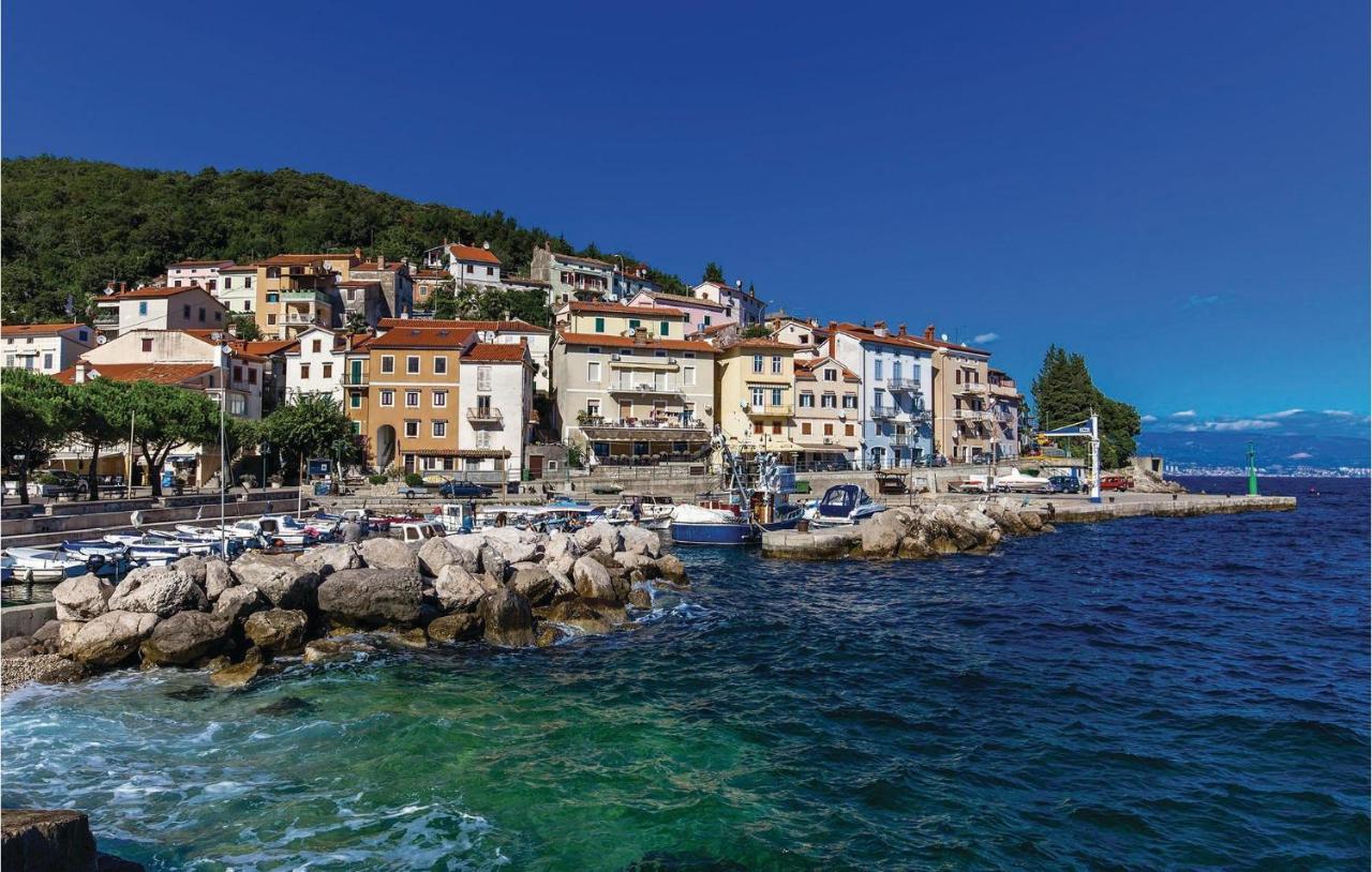 1 Bedroom Gorgeous Apartment In Moscenicka Draga Luaran gambar