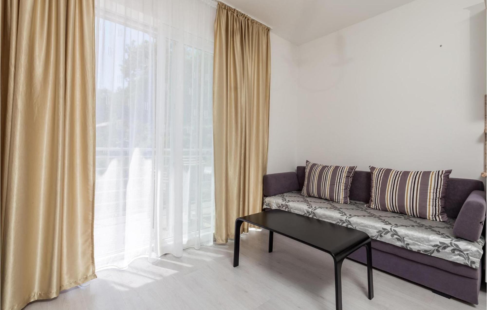 1 Bedroom Gorgeous Apartment In Moscenicka Draga Luaran gambar