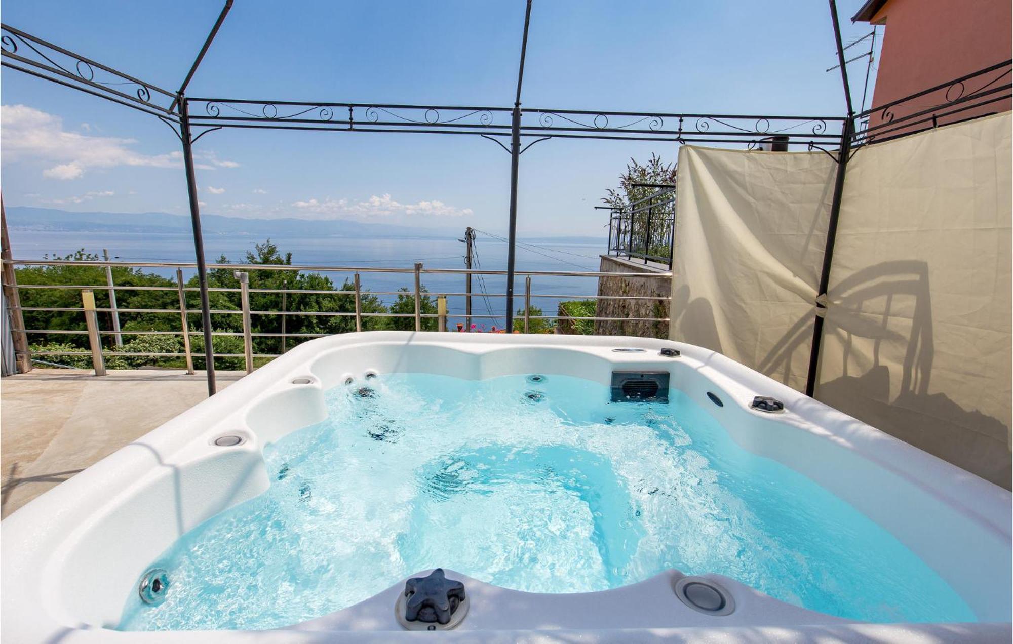 1 Bedroom Gorgeous Apartment In Moscenicka Draga Luaran gambar